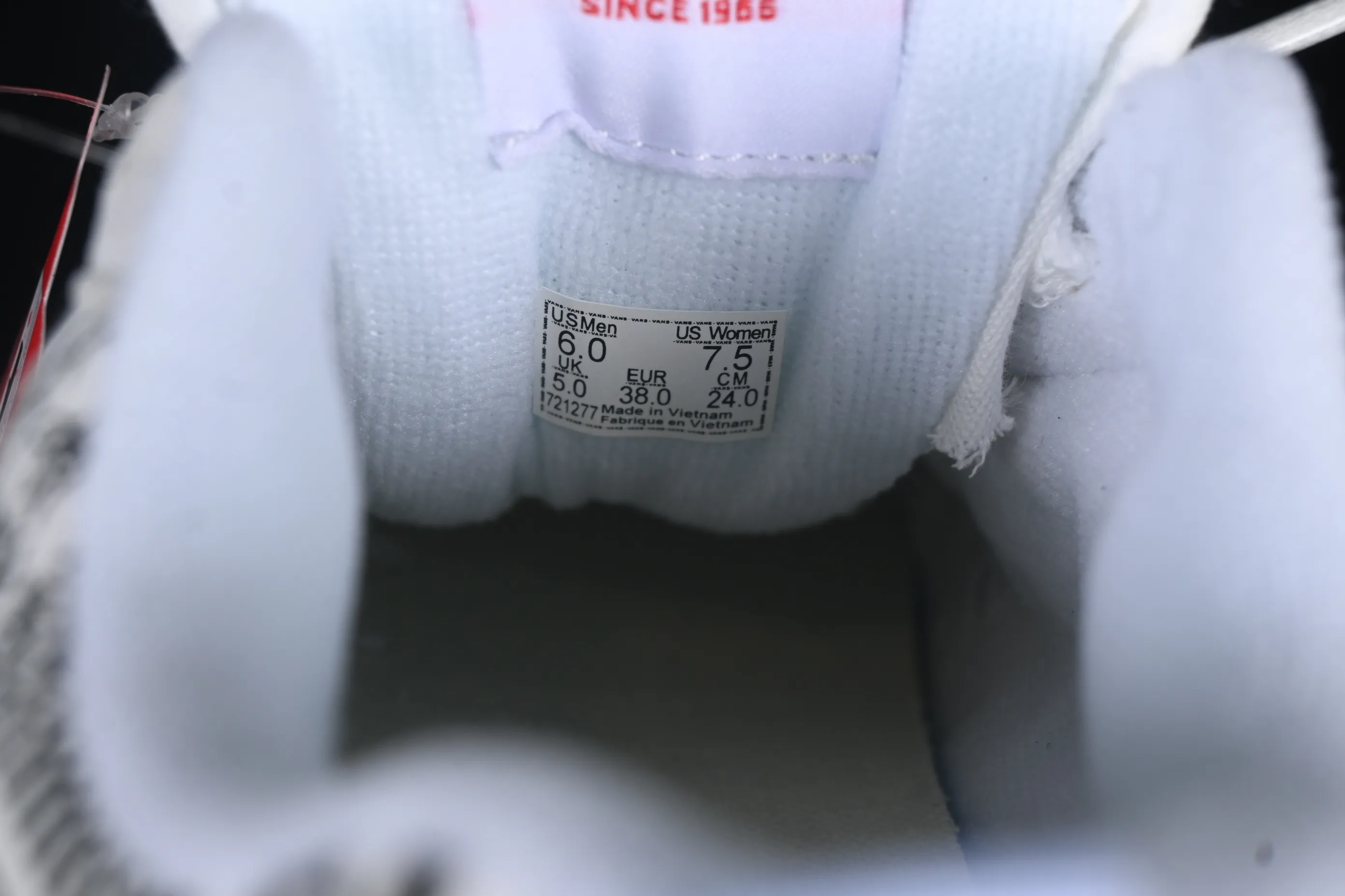 All categories Vans Vans series Vans Low Vans low-top Vans Knu Skool Vans low-top retro casual fat bread shoes VN000CS0239